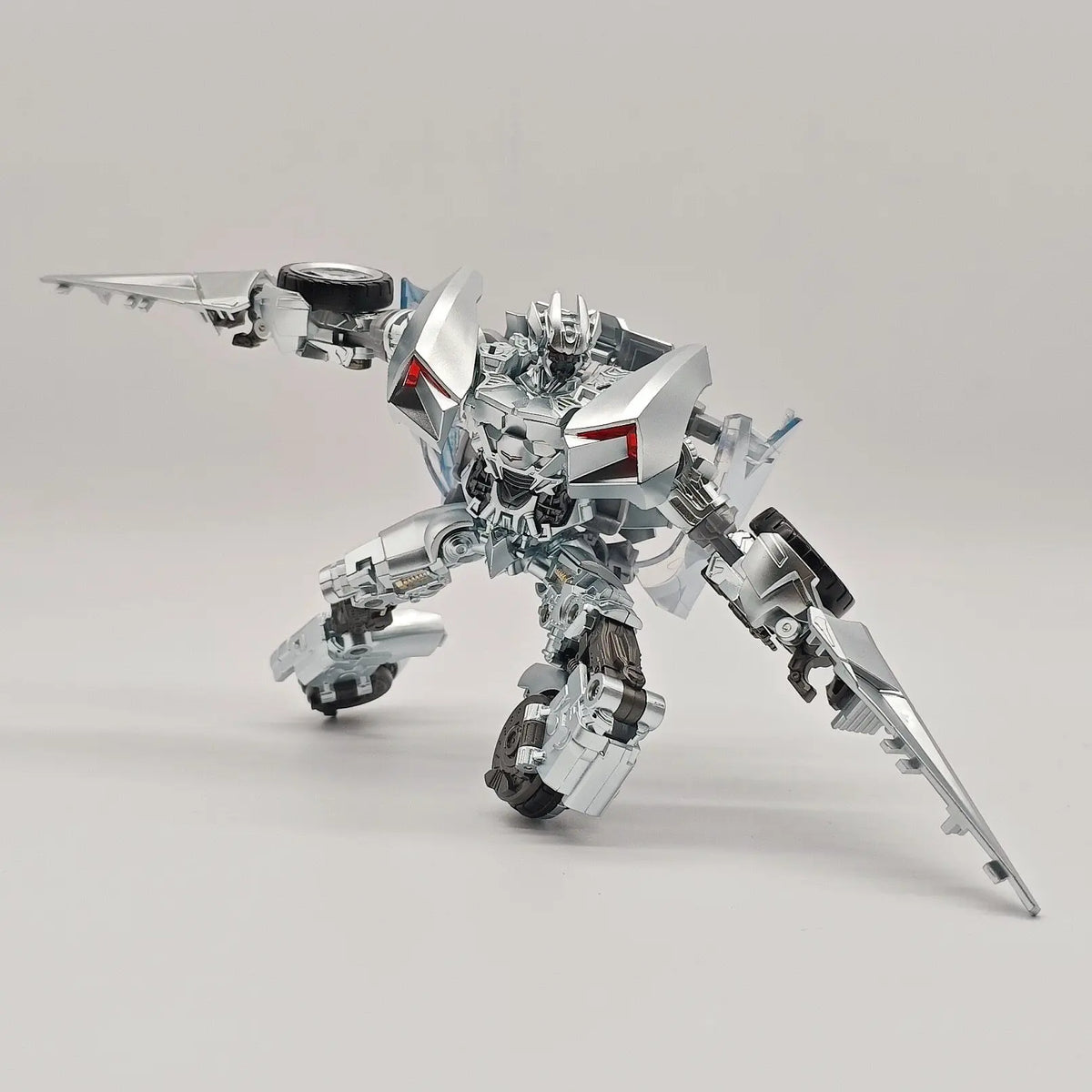 Transformers Sideswipe War Dancer-figuur — rood-zilveren krijgsdanser