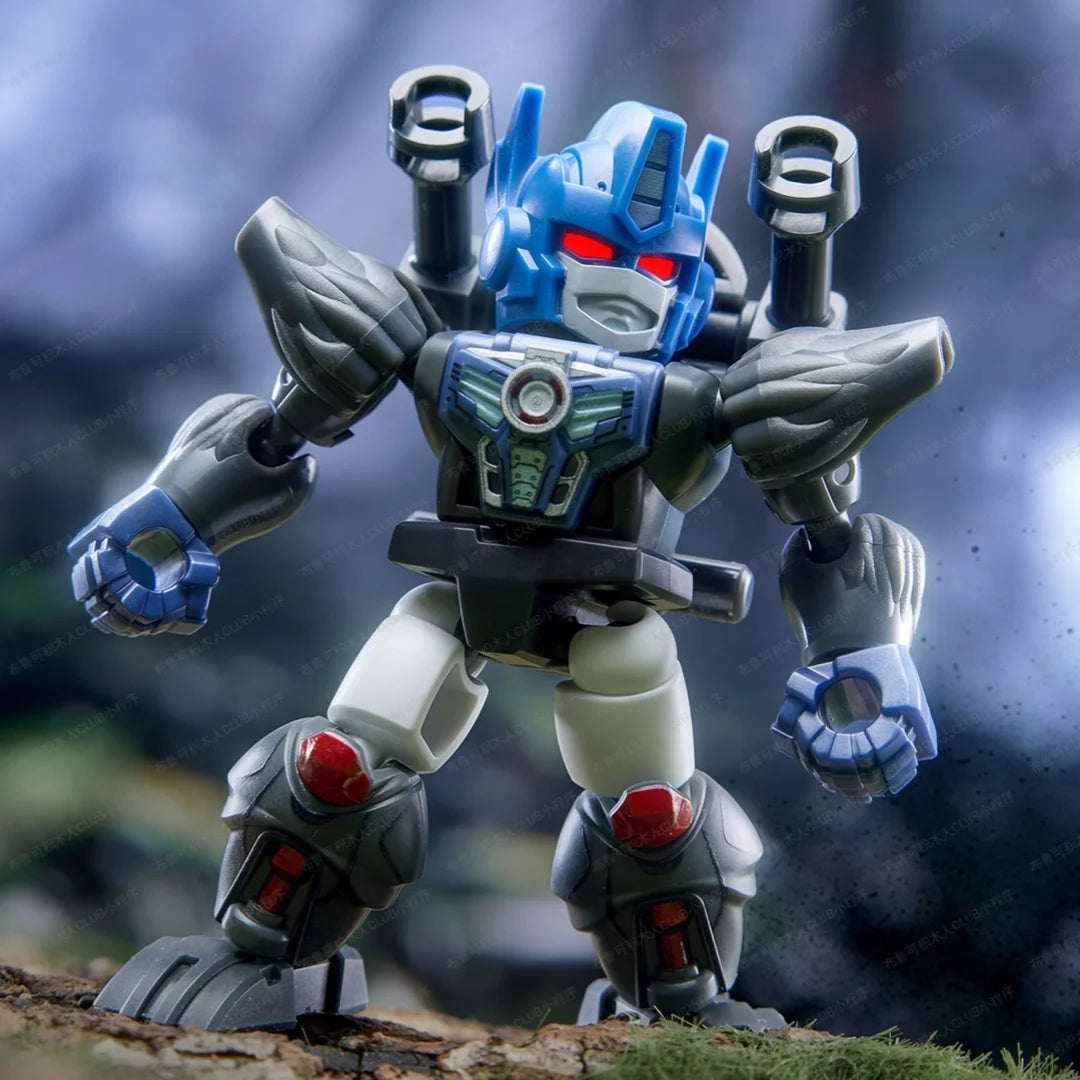 Transformers-figuur Optimus Primal Nummer 1 — Grijze en Rode Robot met Gebalde Vuisten