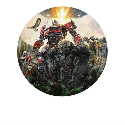 Assiette ronde avec Optimus Prime, robots Transformers en posture de combat, explosion en fond – Transformers.