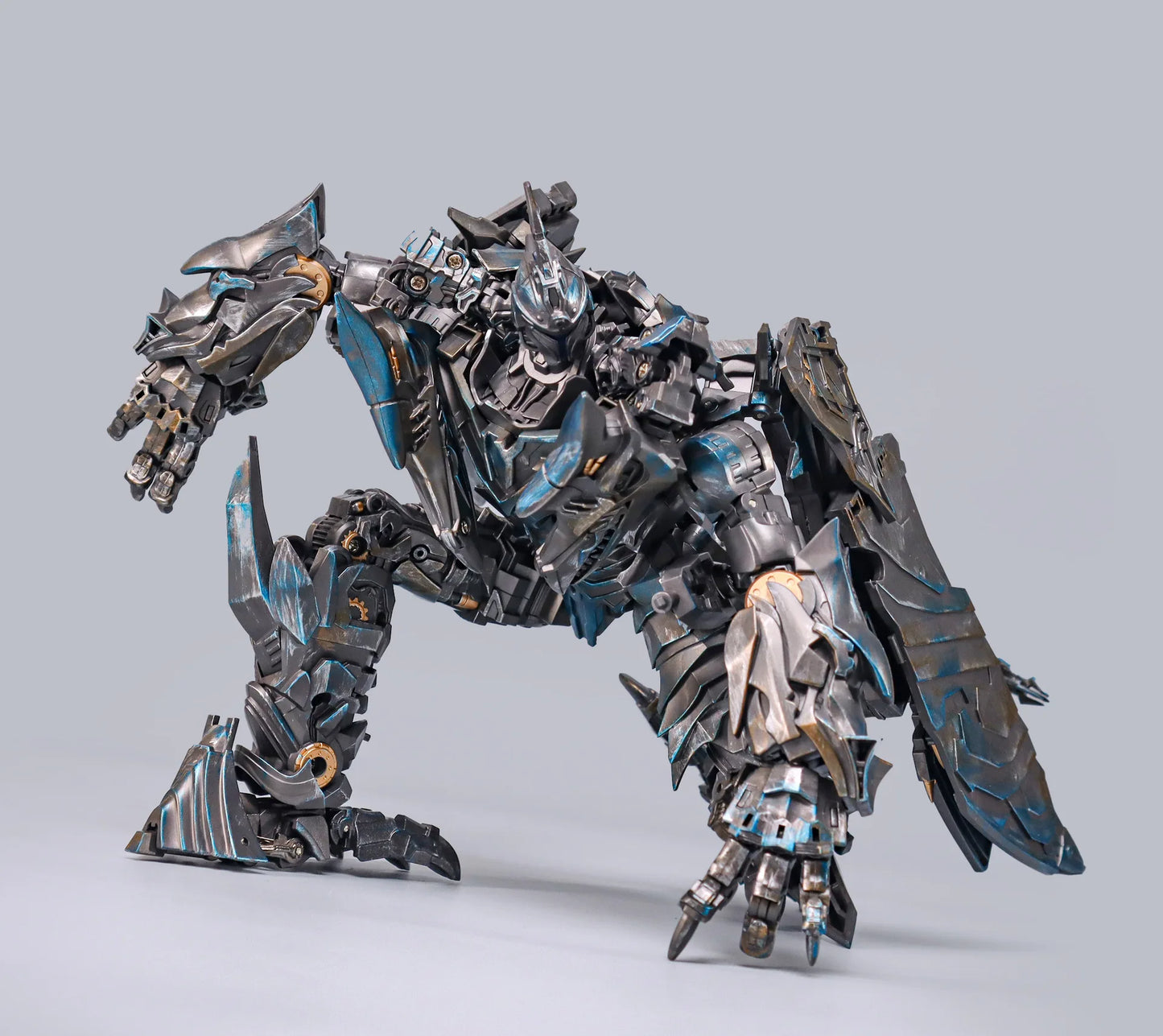 Transformers Swoop Wing Dragon-figuur — stalen pterodactylus met beweegbare zweep
