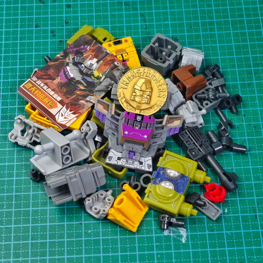 Transformers Bruticus Blokees-figuur — Miniatuurcombinatiemodel in blind box, vijf onderdelen