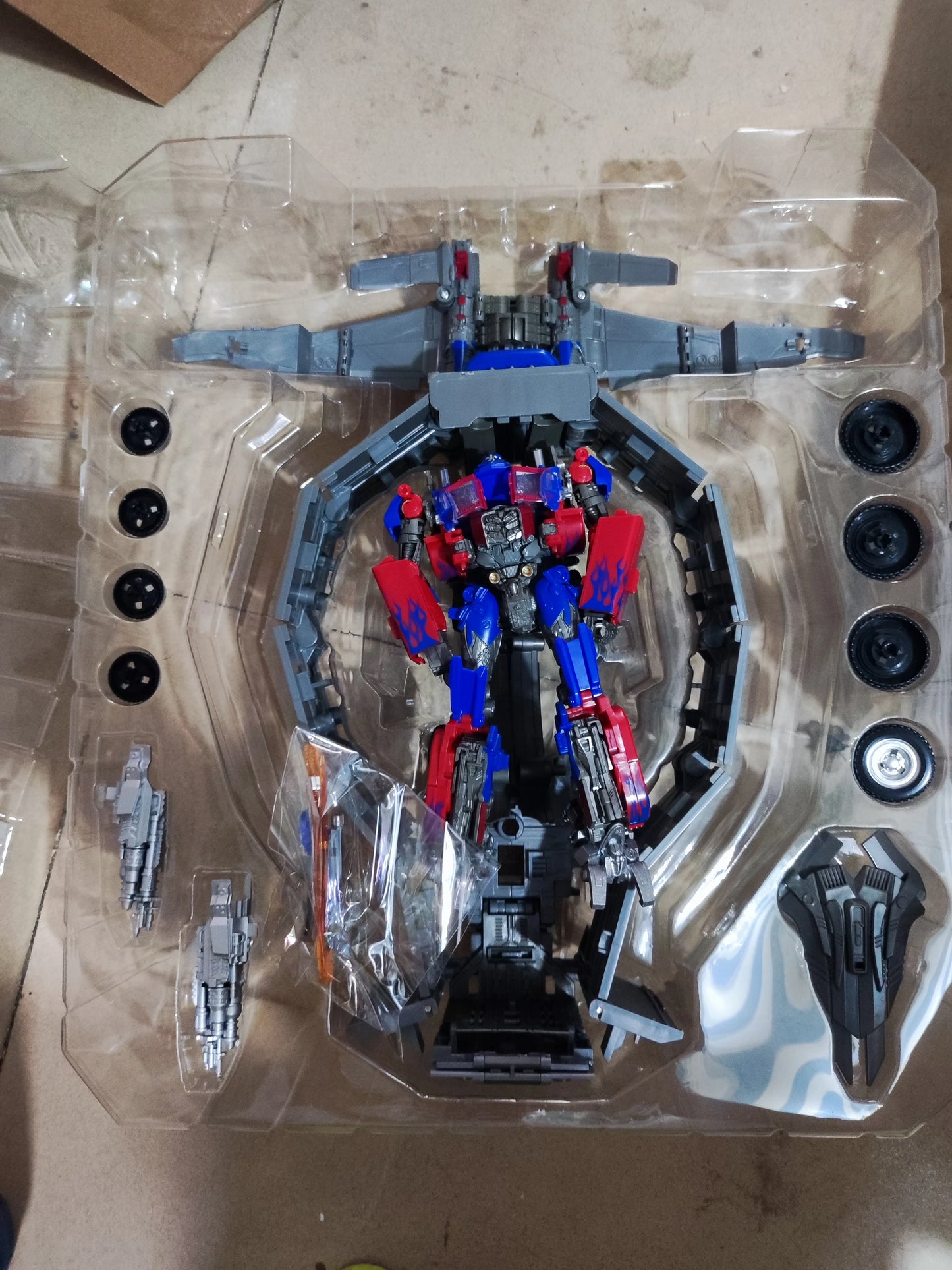 Transformers TW1122-aanhangeraccessoire — Verchroomde Ark, compatibel met TW1022