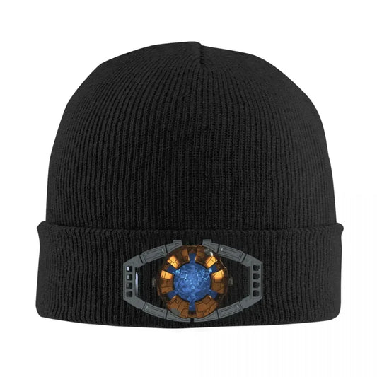 Bonnet noir avec emblème circulaire bleu et doré stylisé sur le revers – Transformers.
