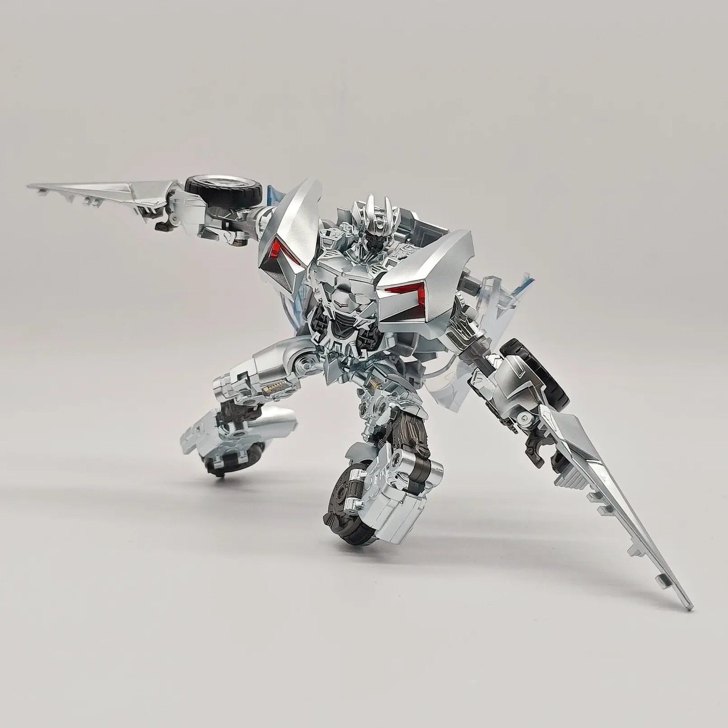 Transformers Sideswipe War Dancer-figuur — rood-zilveren krijgsdanser