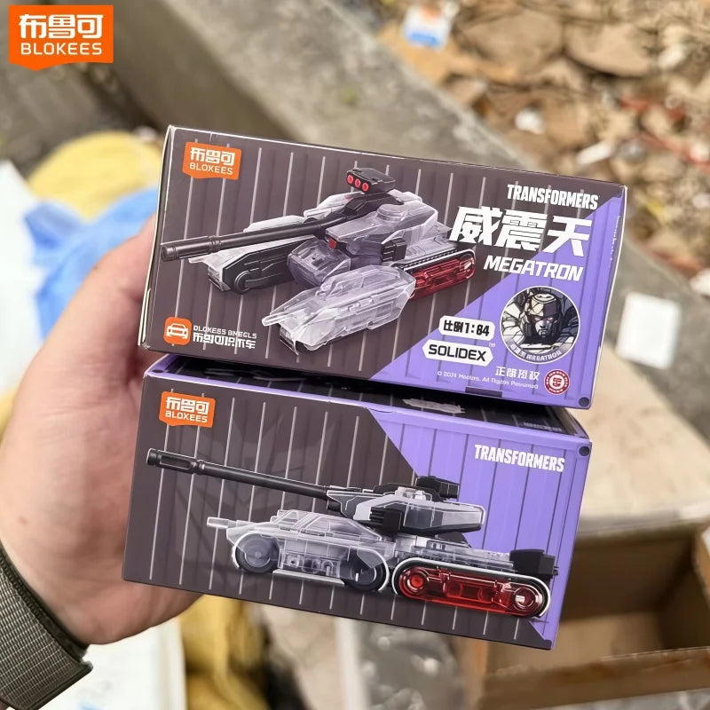 Transformers-figuur Nemesis Prime Blokees Gearticuleerd — Donker Robot Compleet Coffret