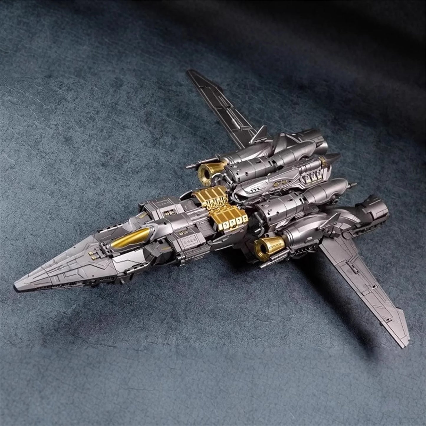 Transformers Galvatron BS02-figuur — Gevleugelde chromen draak in Beast-uitvoering