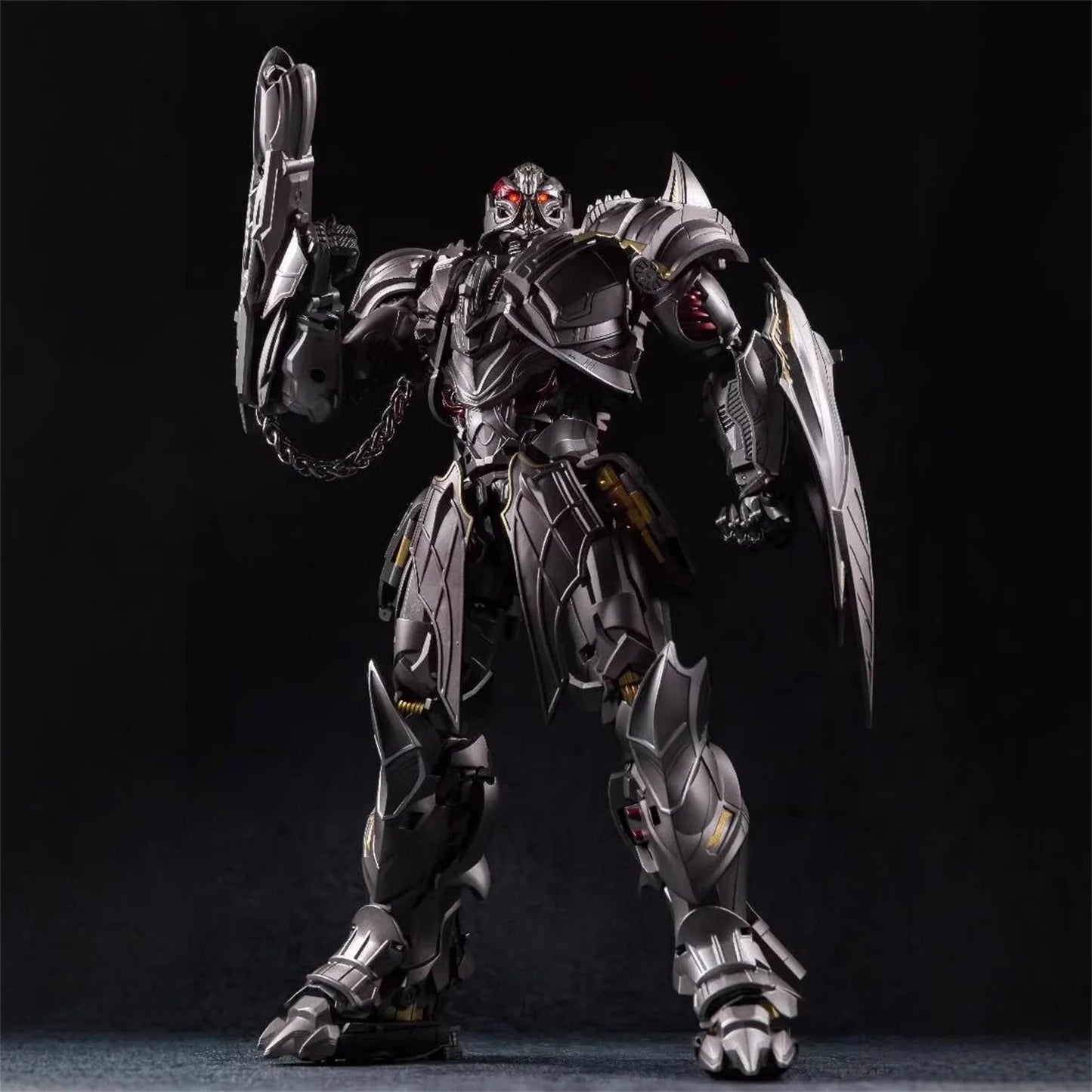 Transformers Galvatron BS02-figuur — Gevleugelde chromen draak in Beast-uitvoering
