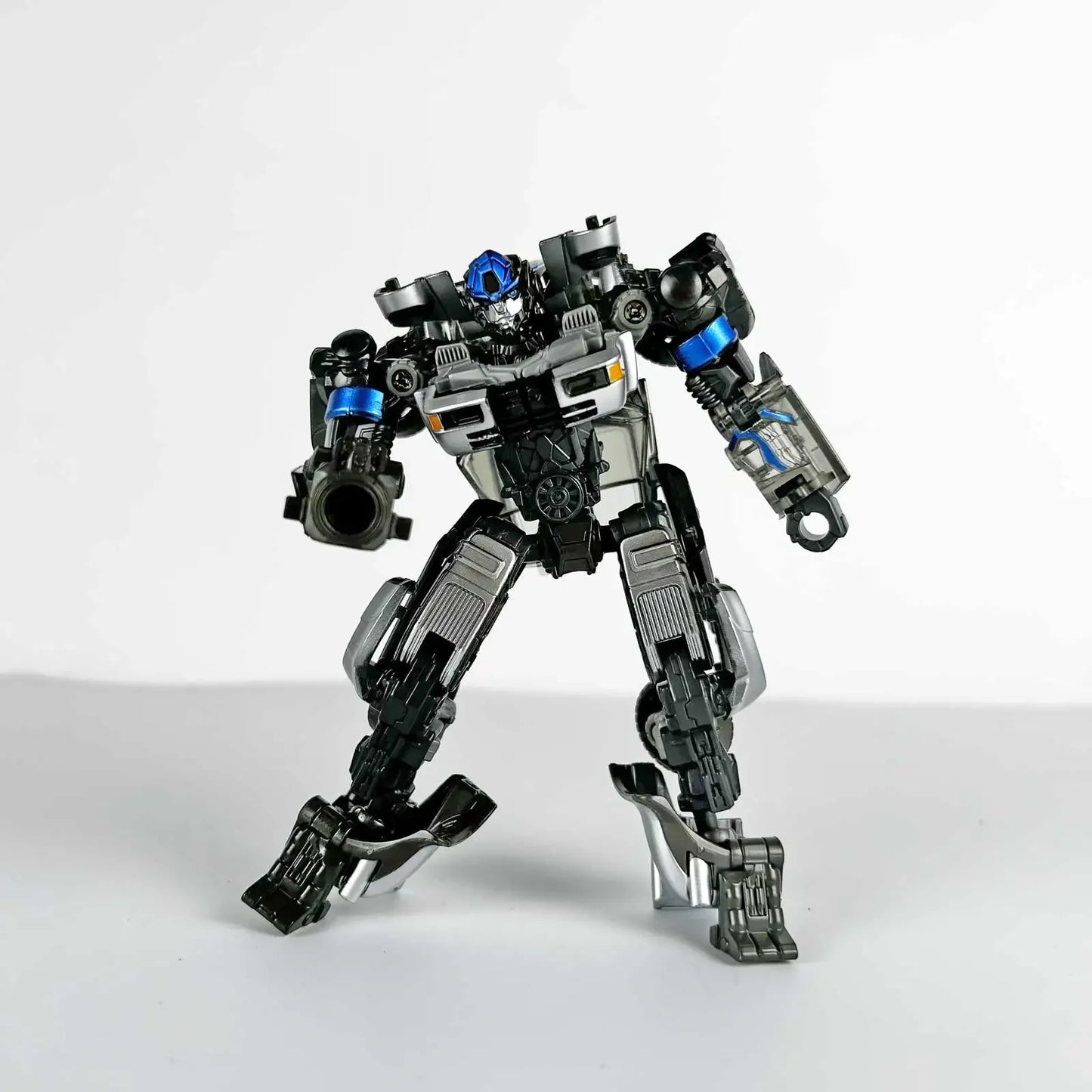 Transformers Mirage CY01-figuur — chromen spion uit Rise of the Beasts SS105